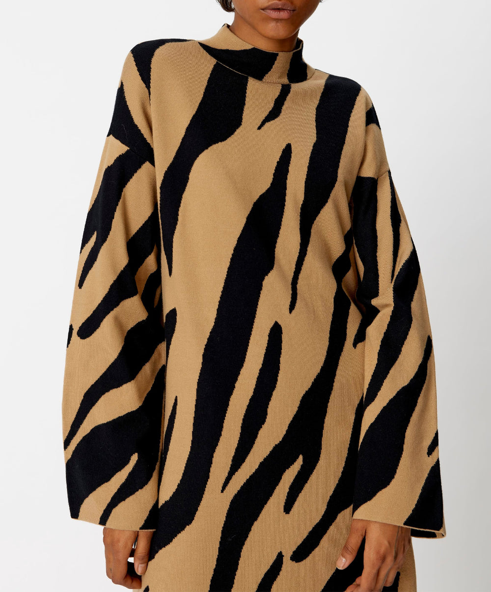 Talli Jacquard Long Pullover