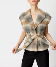 Load image into Gallery viewer, Merita Wool Vest