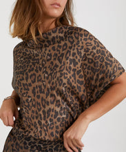 Load image into Gallery viewer, Top With Draped Neck In Leo Print