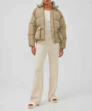 Load image into Gallery viewer, Pluto Puffer Jacket